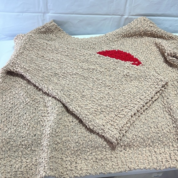 NEW Red LIP Graphic Popcorn Small POL Sweater - Picture 8 of 13